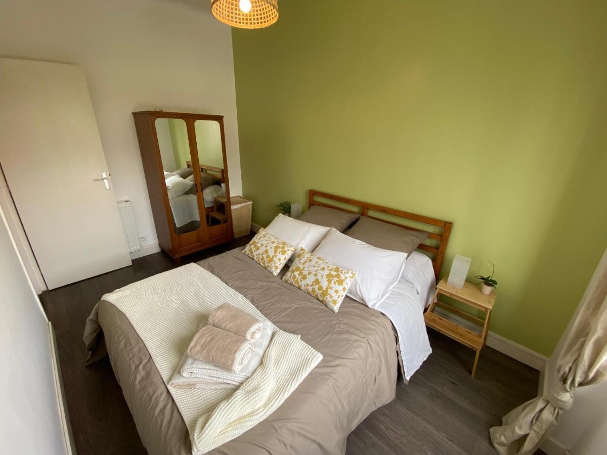 Appartement Spacieux Avec Balcon Et Parking 브레스트 외부 사진