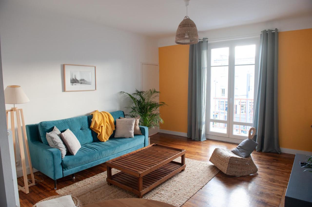 Appartement Spacieux Avec Balcon Et Parking 브레스트 외부 사진