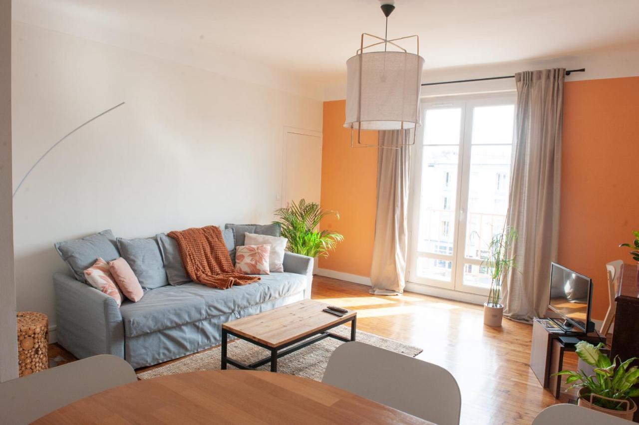 Appartement Spacieux Avec Balcon Et Parking 브레스트 외부 사진