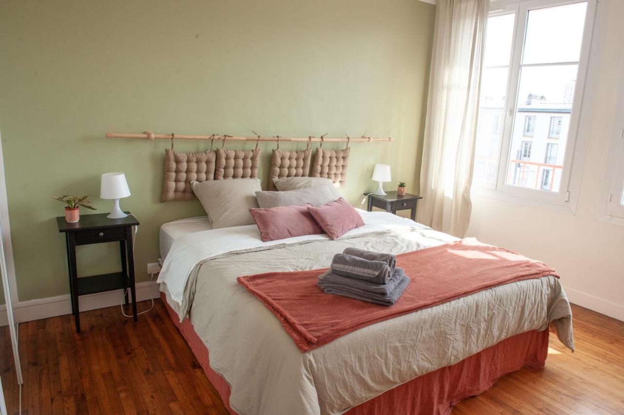 Appartement Spacieux Avec Balcon Et Parking 브레스트 외부 사진