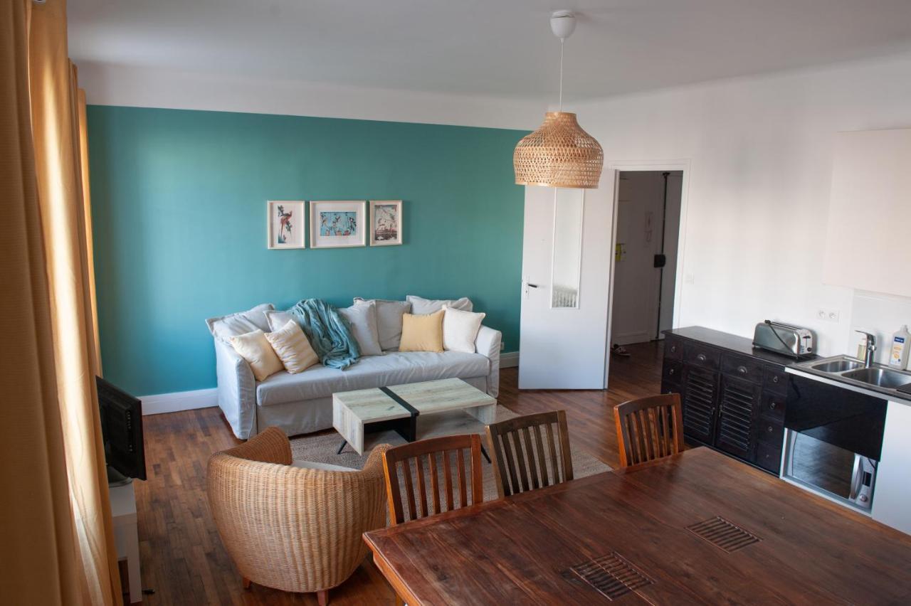 Appartement Spacieux Avec Balcon Et Parking 브레스트 외부 사진